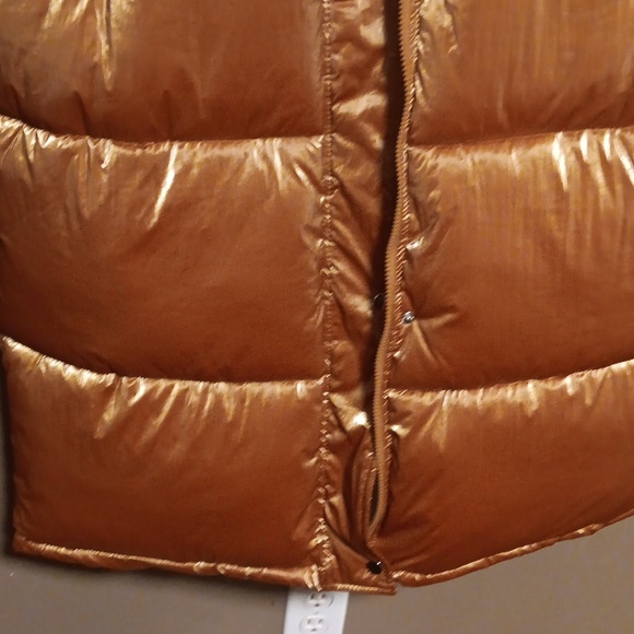 BOOHOO faux fir hoodie high shine long sleeve maxi puffer  jacket. Like new - Picture 2 of 9